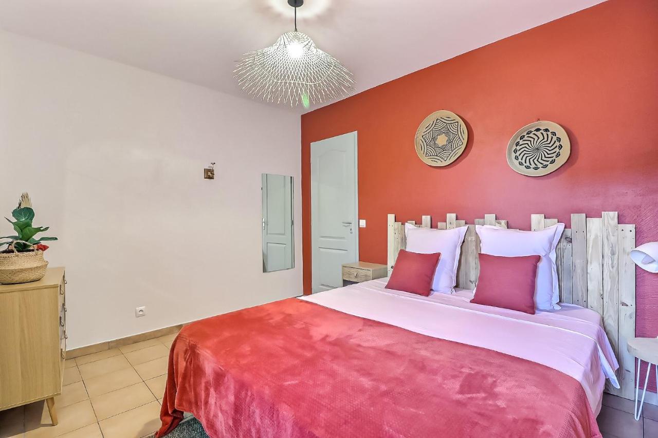 Le Regordane - Appartement 4 Personnes - Centre Wifi Cosy Saint-Gilles  Exterior photo