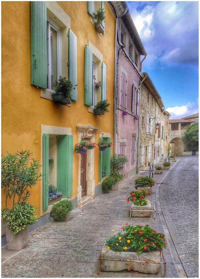 Le Regordane - Appartement 4 Personnes - Centre Wifi Cosy Saint-Gilles  Exterior photo